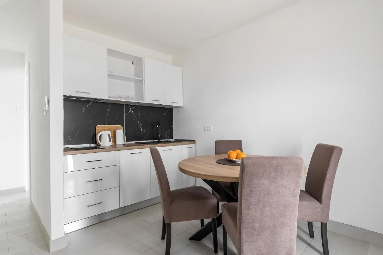 Adriatic Top Place Apartment Trogir