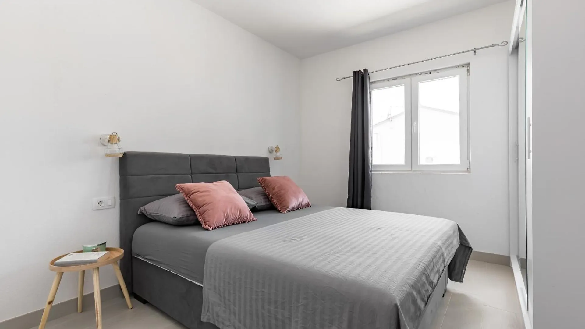 Adriatic Top Place Apartment Trogir